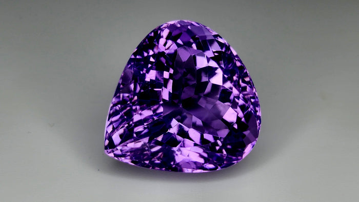 27.95Carats Natural Amethyst Gemstone IGCAma60