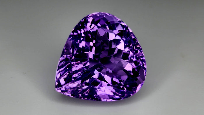 27.95Carats Natural Amethyst Gemstone IGCAma60