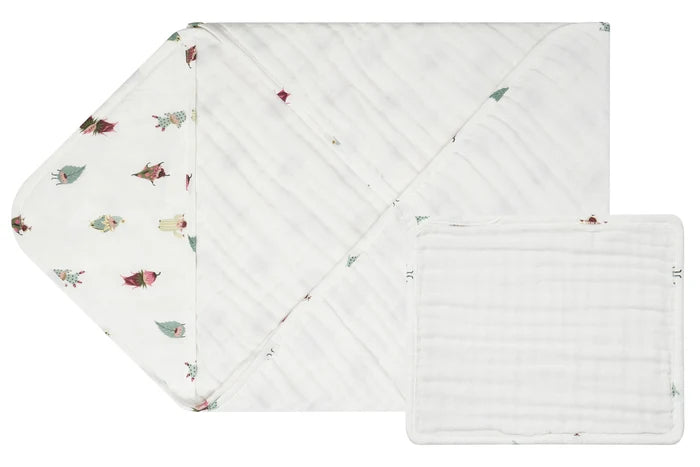 9-Layer Hooded Baby Bath Towel (Organic Cotton) - Pixie Dust