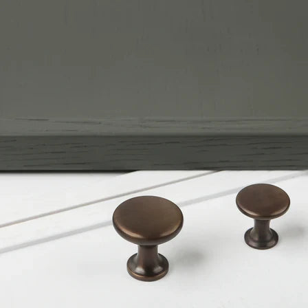 Ascot Knob - Antique Bronze By Hepburn