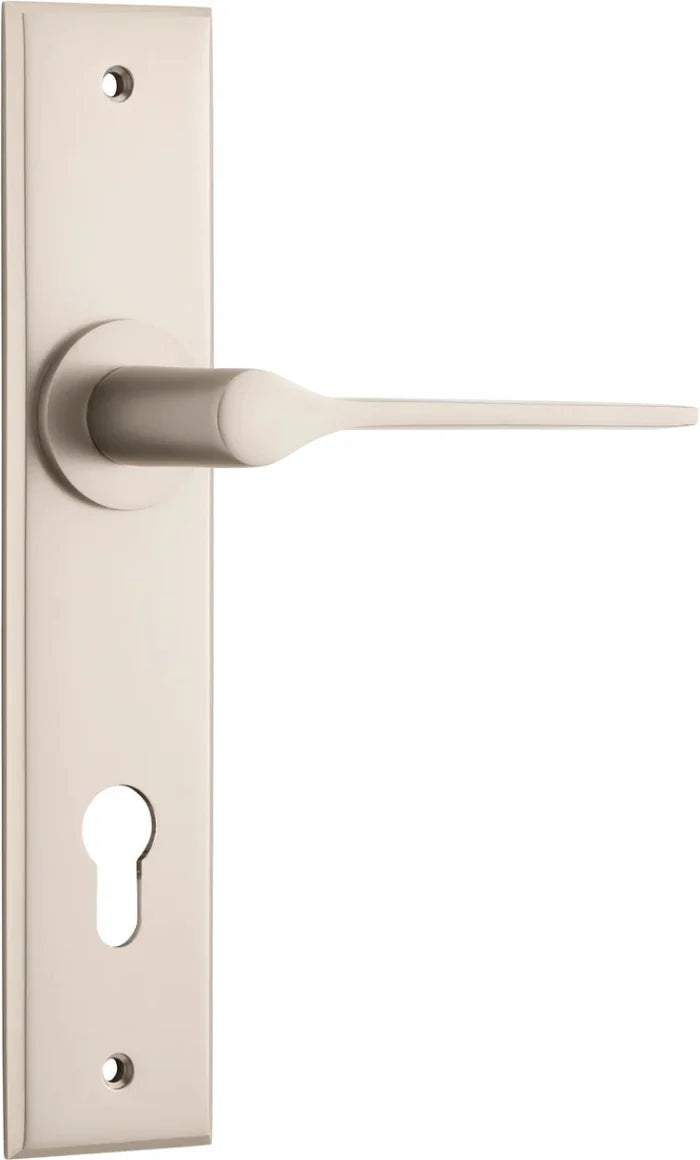 Satin Nickel / Entrance Lever Only E85