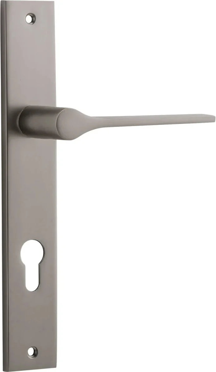 Satin Nickel / Entrance Leverset Only E85