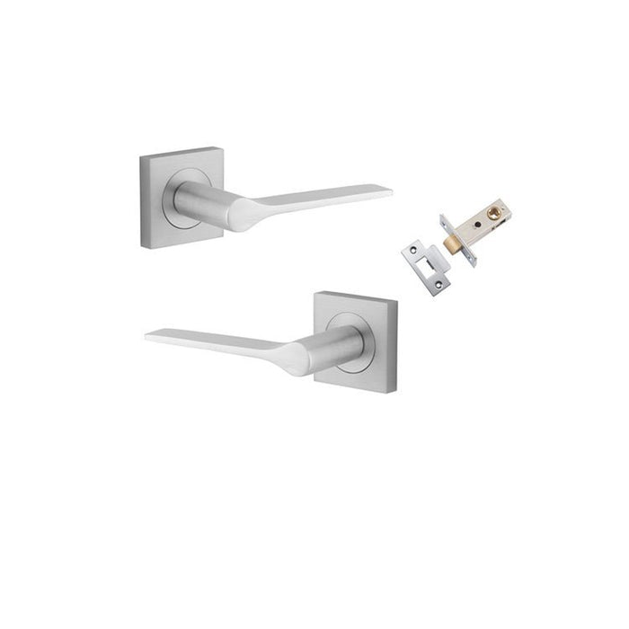 Brushed Chrome / Passage Set (Latch Included)