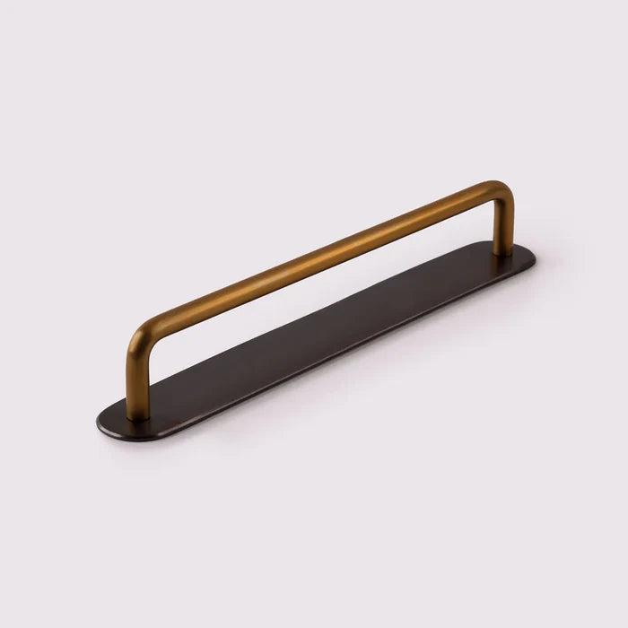 Curved Handle Backplate - Antique Bronze by Hepburn