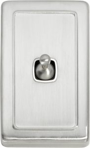 1 Gang H115xW72 / White / Satin Chrome