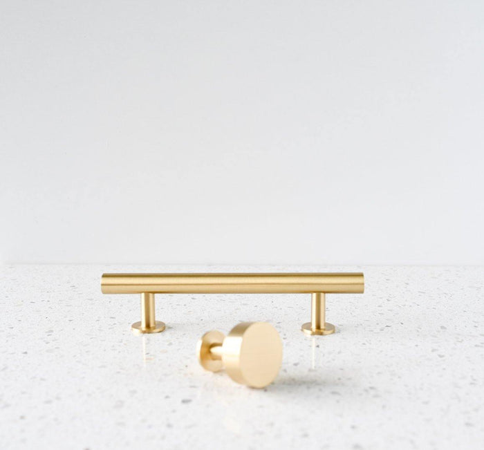 Georgia Brass Cabinetry Handle - Little Swagger - Entry - Point - Georgia - SB - 96 - Little Swagger
