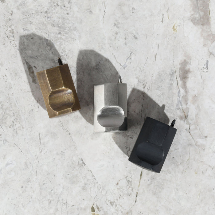 Henley Knob - Scorched Black By Hepburn