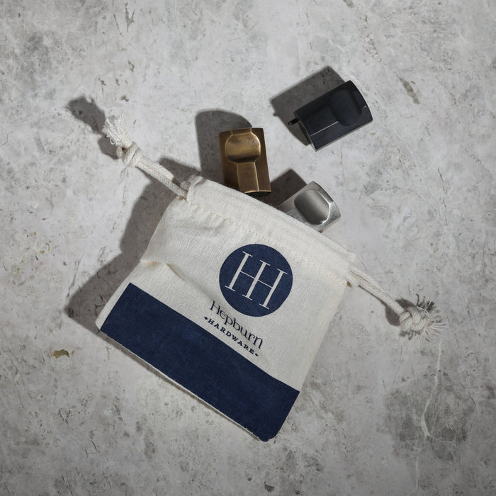 Henley Knob - Scorched Black By Hepburn