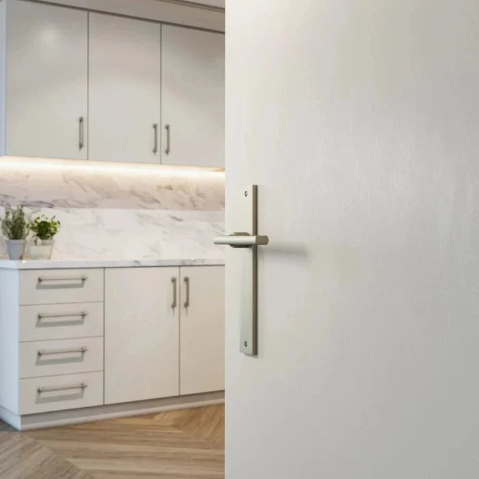 IVER Baltimore Solid Brass Rectangular Backplate Door Handle – Multiple Finishes Available - Entry - Point - 15702KPASS60 - Iver