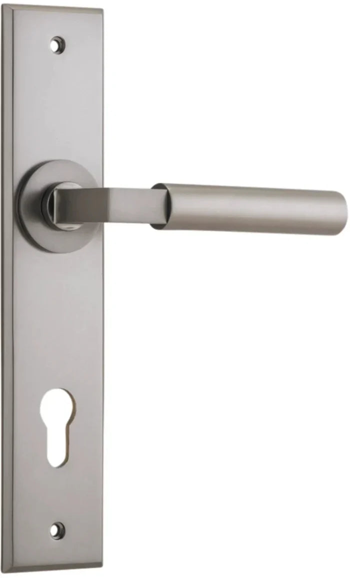 Satin Nickel / Entrance Pair (Handles Only)