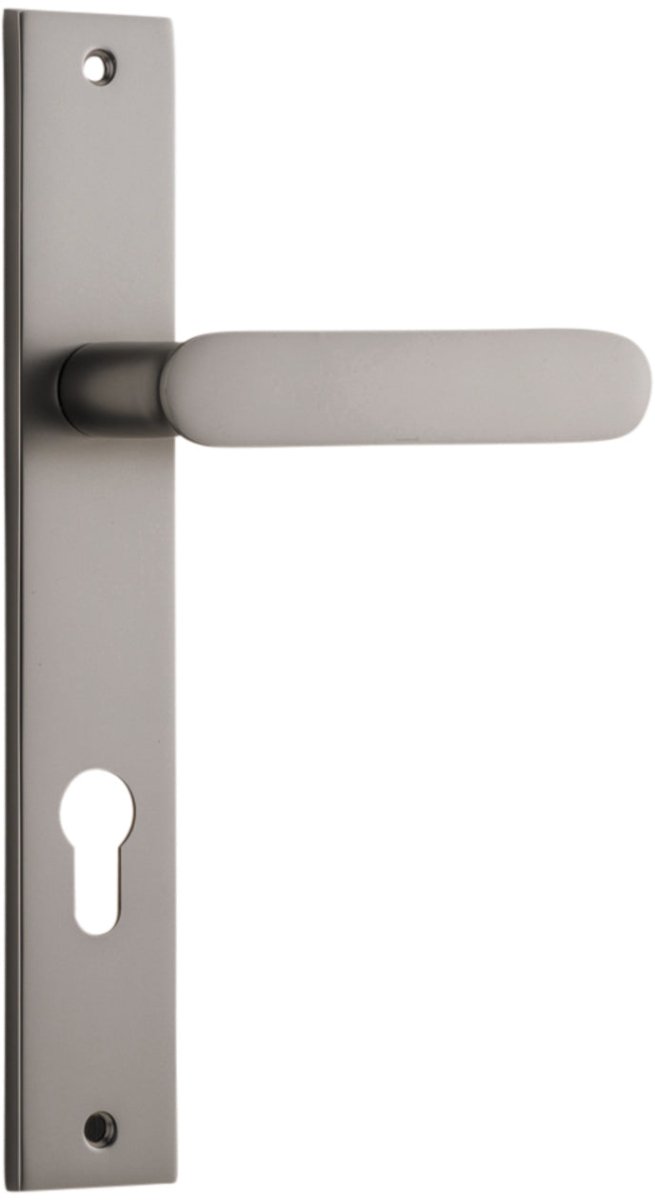 Satin Nickel / Entrance Leverset Only E85