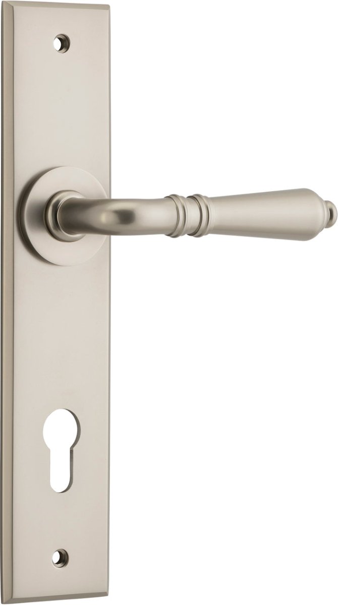Satin Nickel / Entrance Pair (Handles Only)