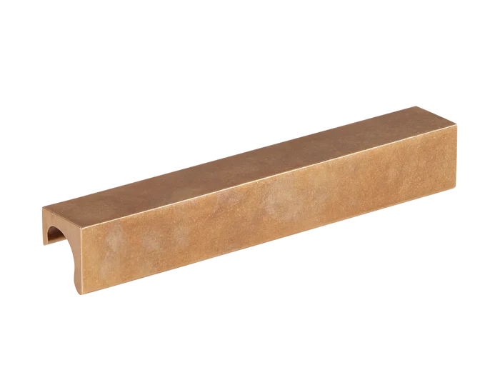 Longbridge Pull Handle By Armac Martin