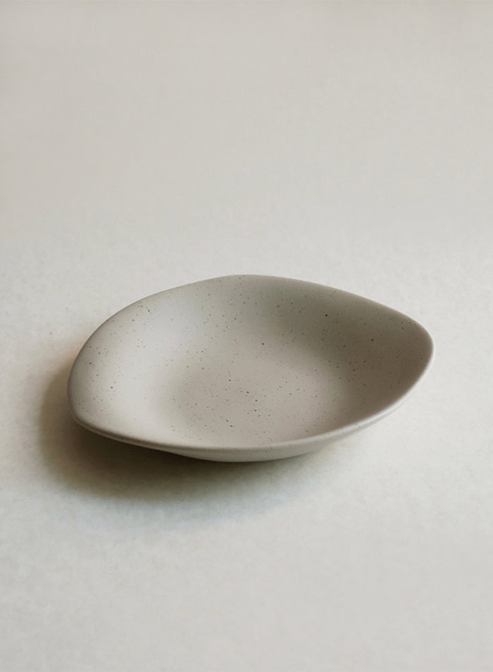 NR Ceramics Large Dessert Plate, soil beige