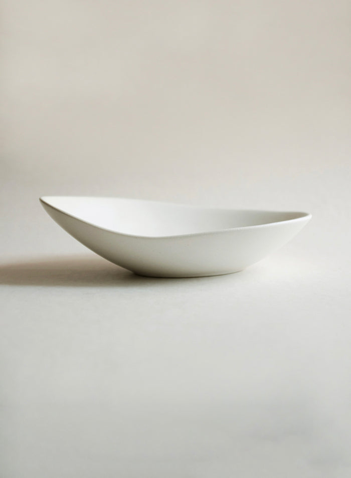 NR Ceramics Oval Bowl, stone white