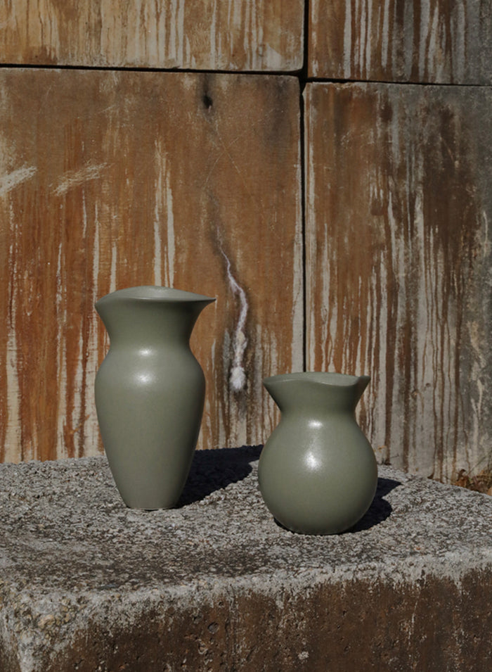NR Ceramics U Vase, forest green