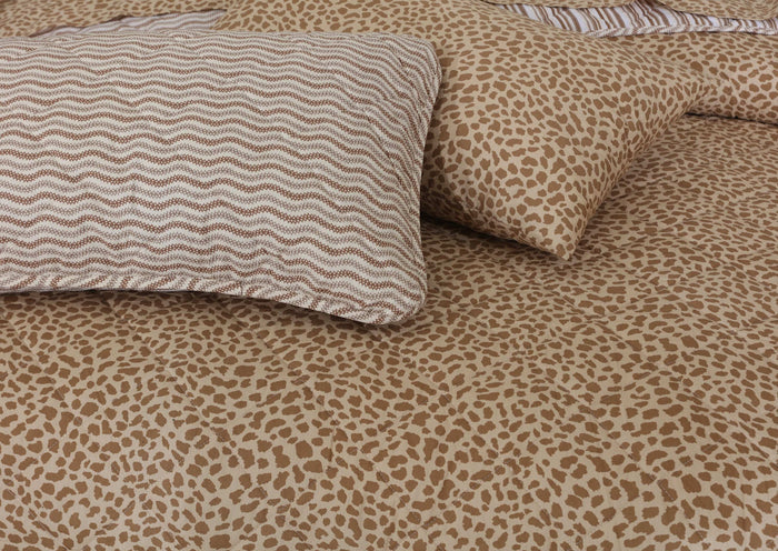 Quilted Comforter Set 6 Pcs Design 920 - Nishat Creative Store