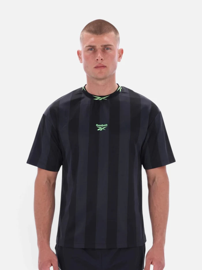 Remera Reebok Footy Graphic Tee - Negro
