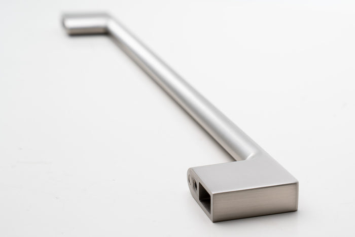 The Edge Appliance Pull in Smooth Nickel By Havolka